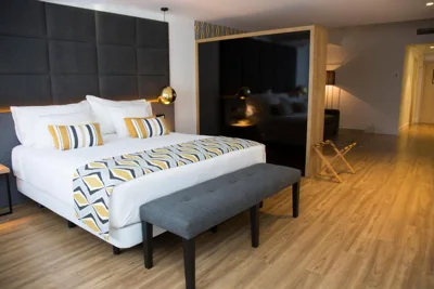 Hotel Tres Reyes Pamplona — 照片 12