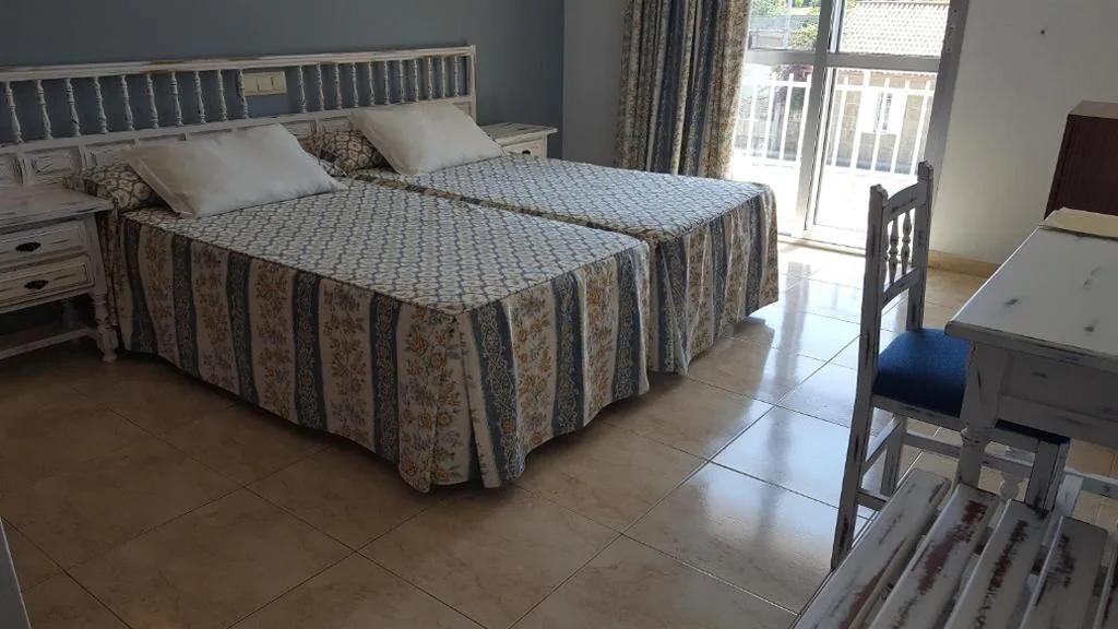 Double Room - 1 or 2 Beds — Hotel Troncoso