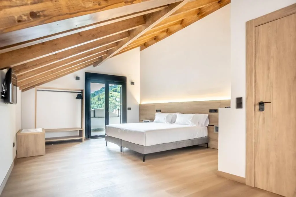 Superior Double Room with Terrace - 1 or 2 beds — Hotel Truita
