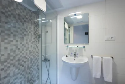 Hotel Tugasa Arco de la Villa — foto 8
