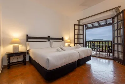 Hotel Tugasa Las Truchas — foto 2