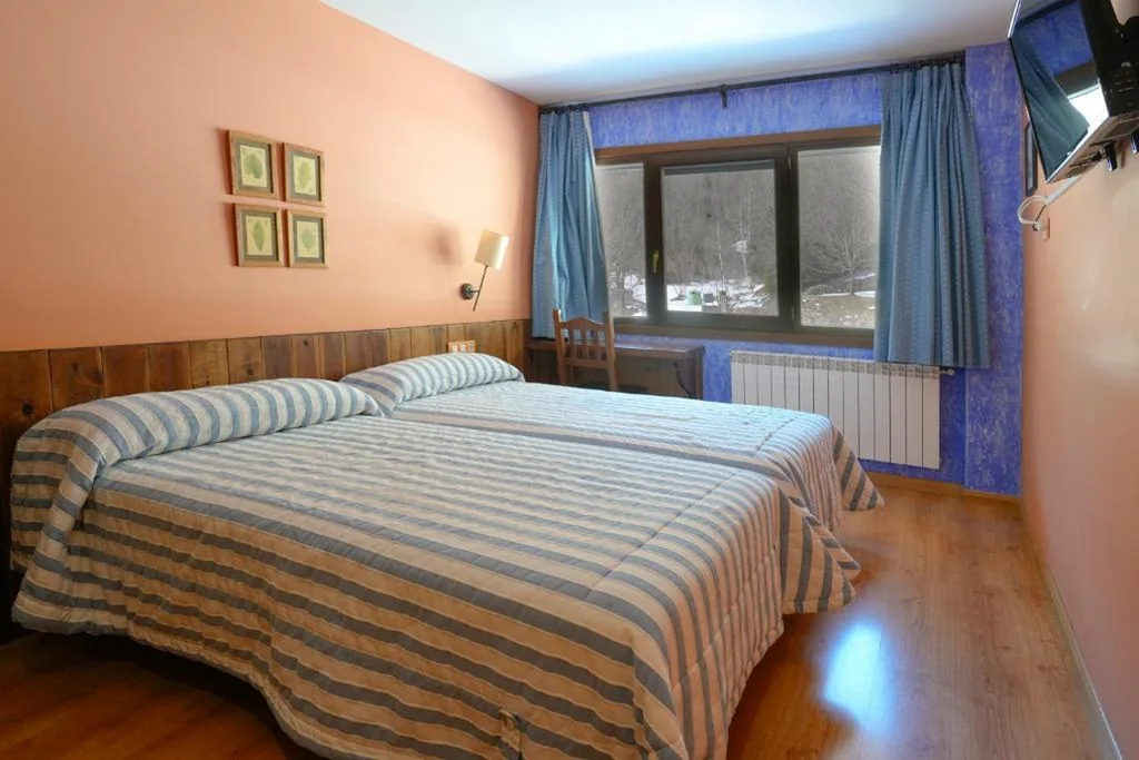 Chambre double — HOTEL TURPÍ