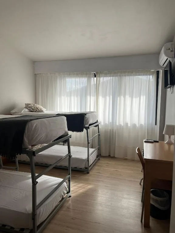 Habitación Cuádruple con bañera — Hotel Txintxua