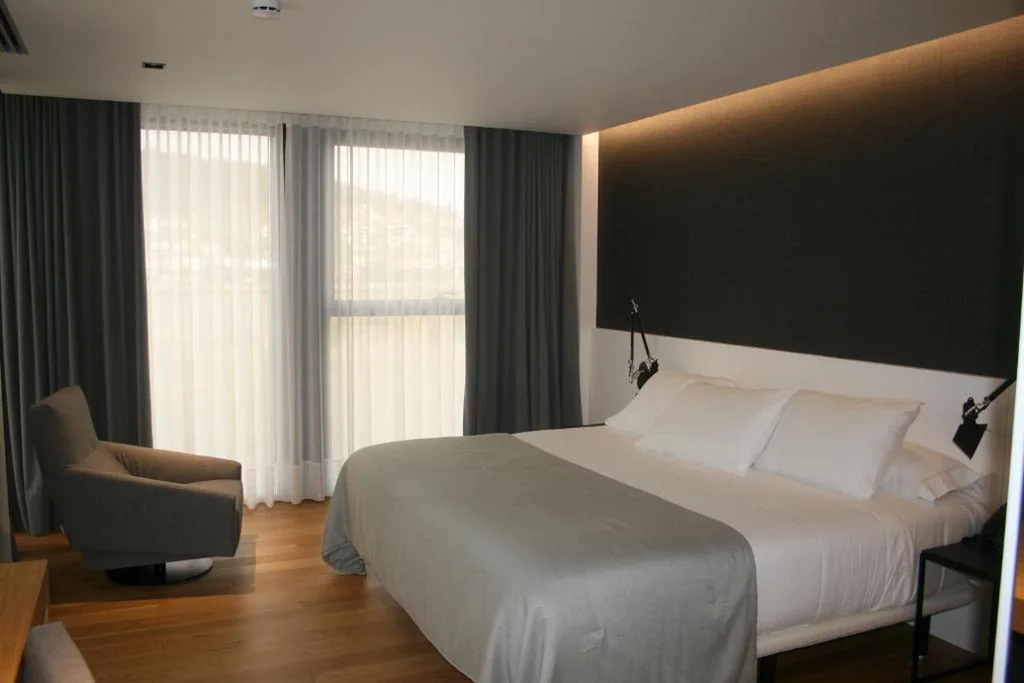 Camera doppia con vista sul mare - 1 o 2 letti — Hotel U Viveiro