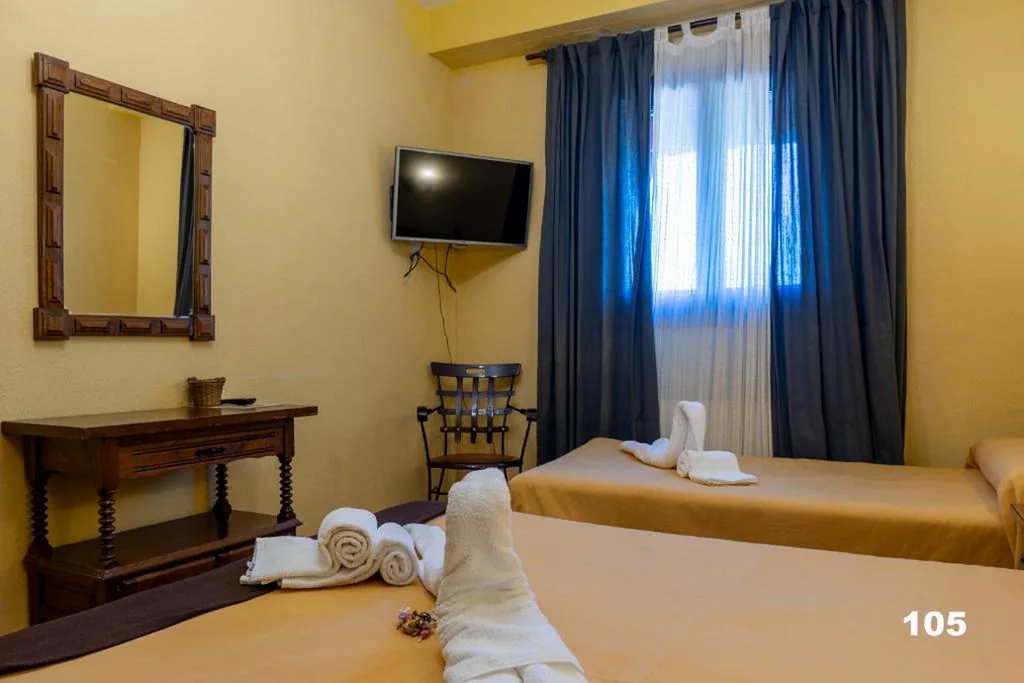 Familien-Doppelzimmer — Hotel Uña Serranía Encantada