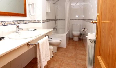 Hotel Valcarce Camino de Santiago — foto 3