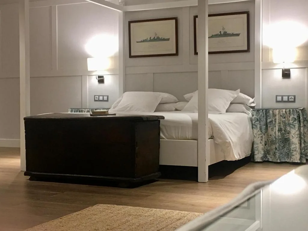 Kamer met extra groot tweepersoonsbed — Hotel Valdecoro