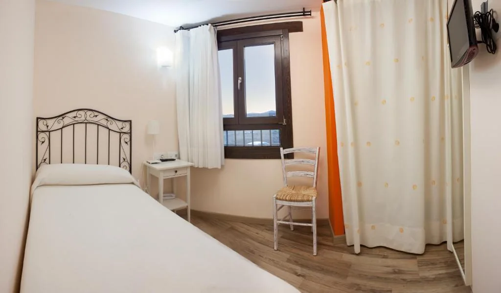 Chambre Simple — Hotel Valdelinares (Soria)