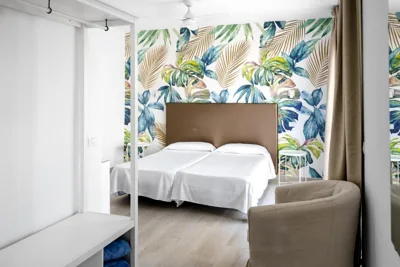 Hotel Valencia — 写真 2