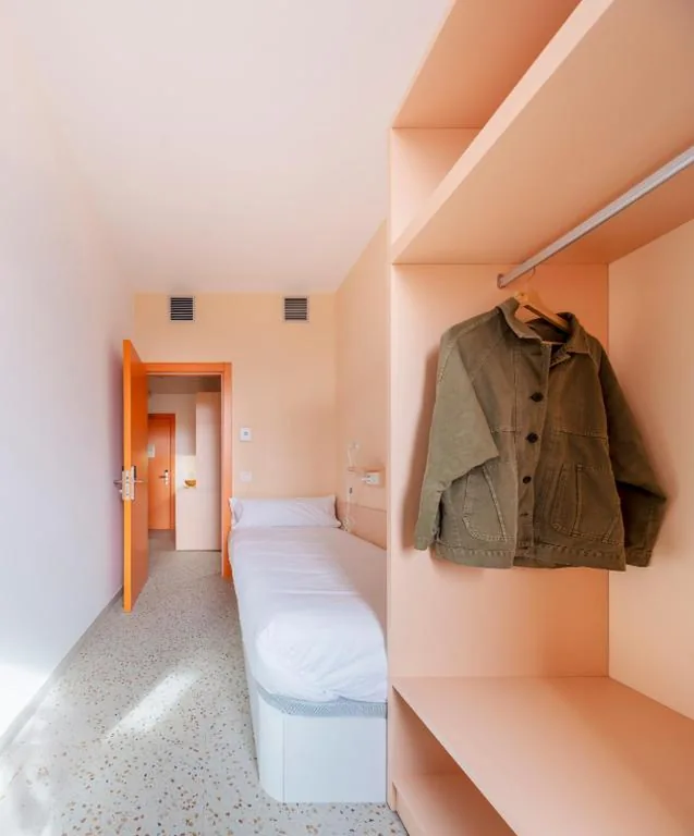 Standard-Einzelzimmer — Hotel Valencia Tower