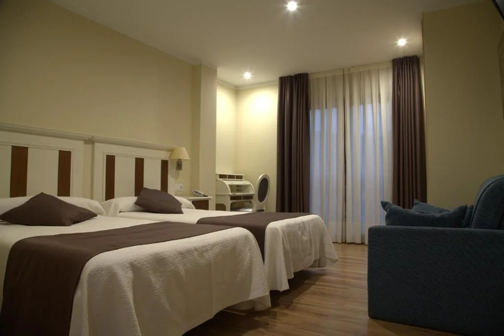 Hotel Valle de Cabezón
