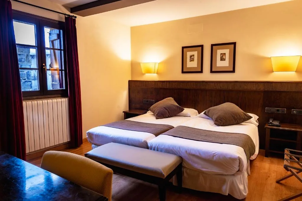 Habitación Doble - 2 camas — Hotel Valle De Izas