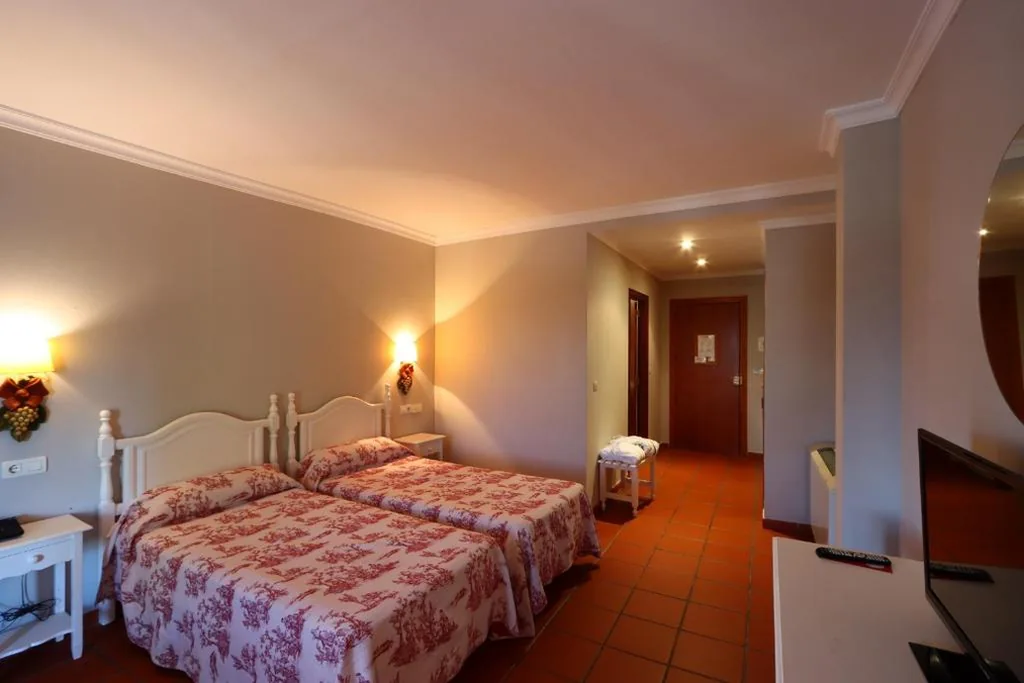 Camera doppia con 2 letti — Hotel Varinia Serena - Balneario de Alange