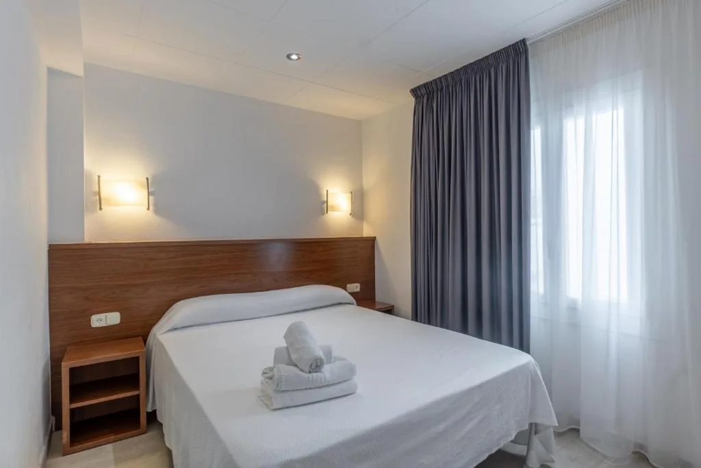 Chambre double standard - 1 ou 2 lits — Hotel Vela