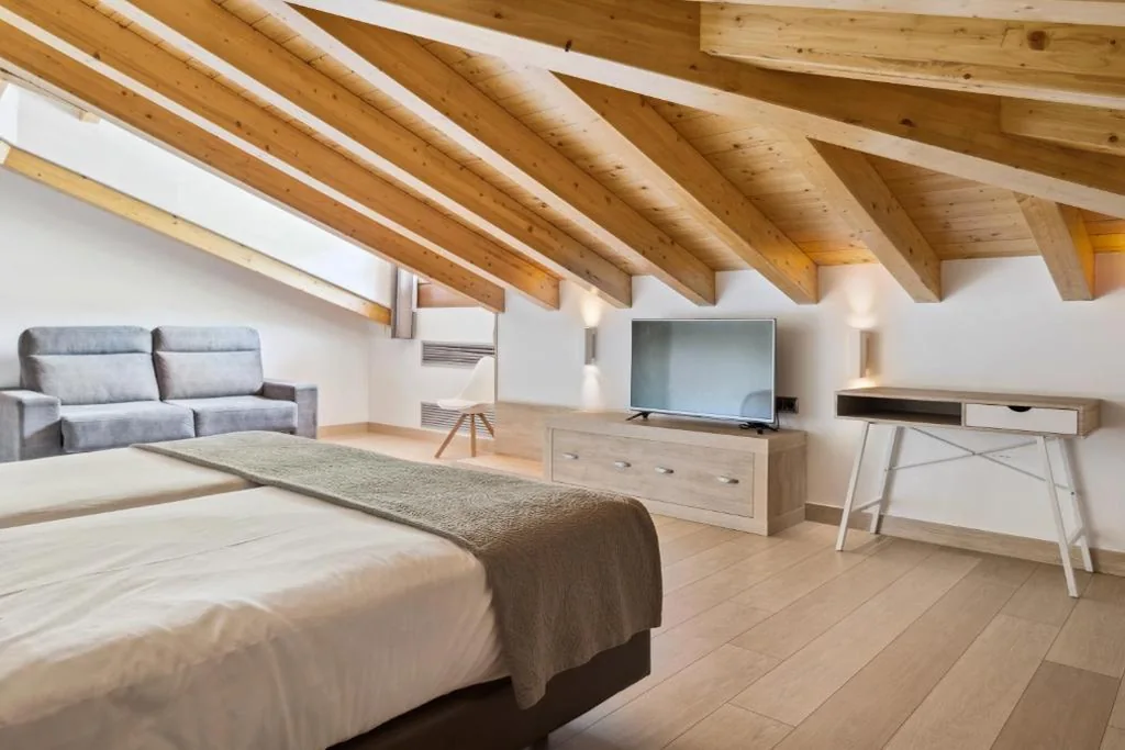 Habitación cuádruple — Hotel Venta de Etxalar