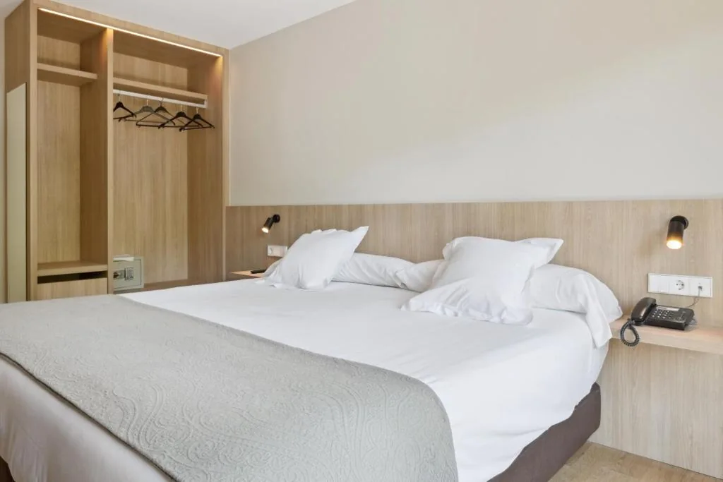 Habitación Doble — Hotel Venta de Etxalar