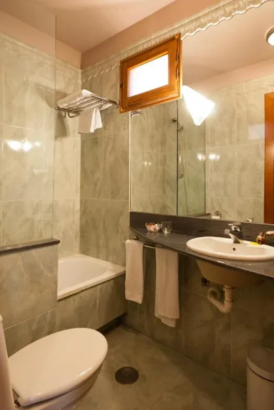 Hotel Vetusta — Foto 8