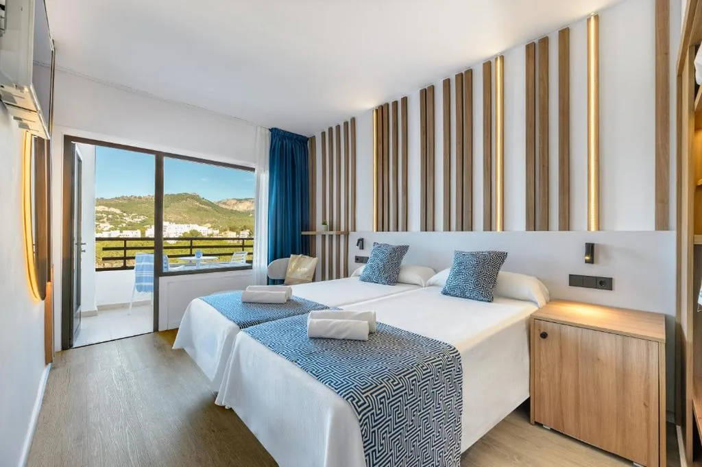 Chambre double avec vue latérale sur la mer - 2 lits — Hotel Vibra Beverly Playa