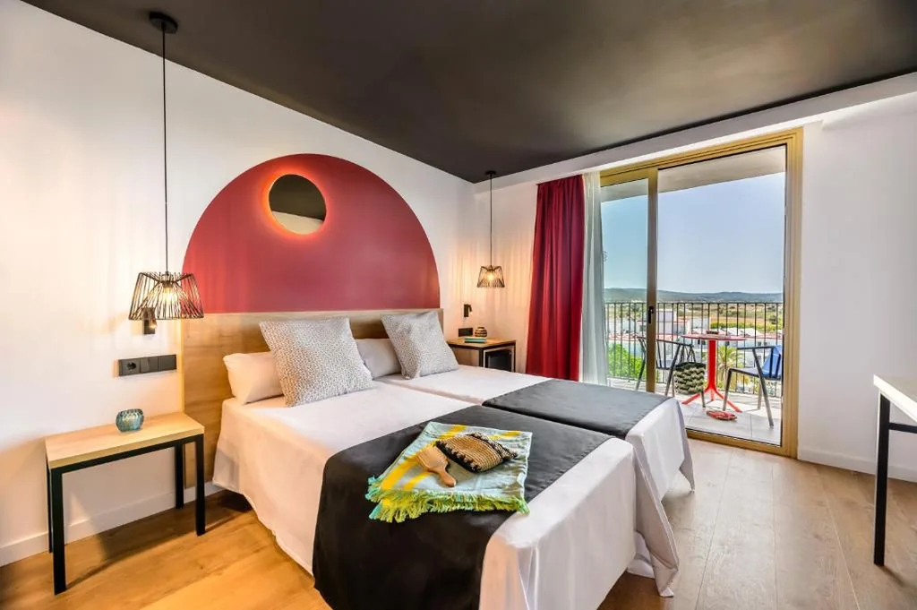 Tweepersoonskamer met 2 bedden — Hotel Vibra District - Adults Only