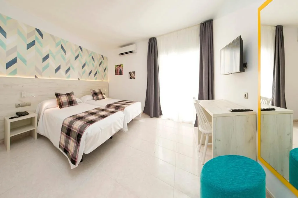 Doppia con 2 letti — Hotel Vibra Lei Ibiza