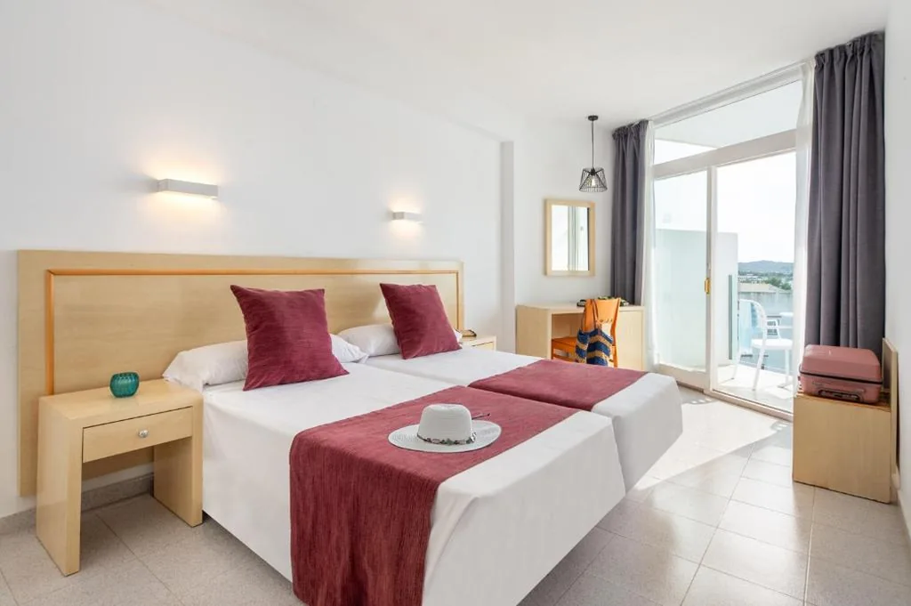 Chambre Double - 2 lits — Hotel Vibra Riviera