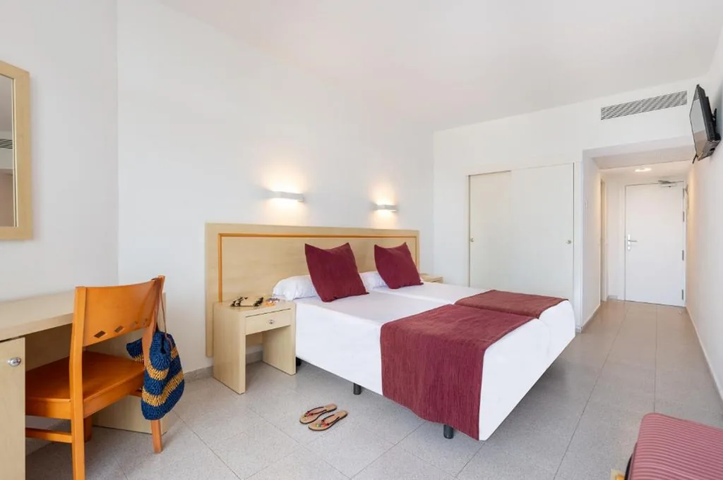 Chambre Double Économique - 2 lits — Hotel Vibra Riviera