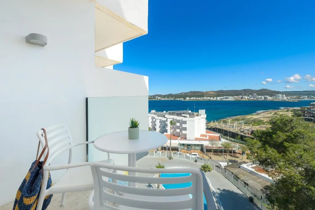 Chambre Double Supérieure avec vue sur la mer - 2 lits — Hotel Vibra Riviera