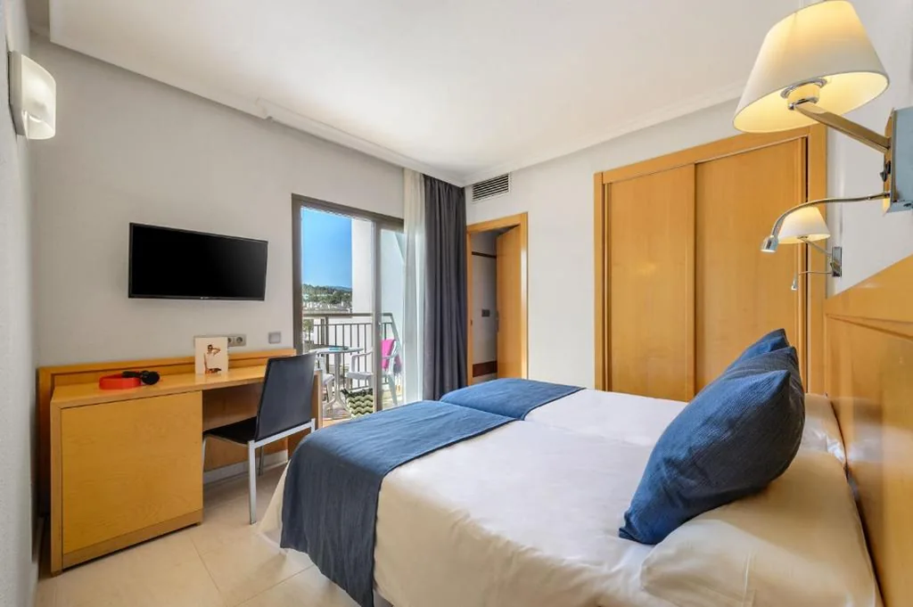 Zweibettzimmer — Hotel Vibra s'Estanyol