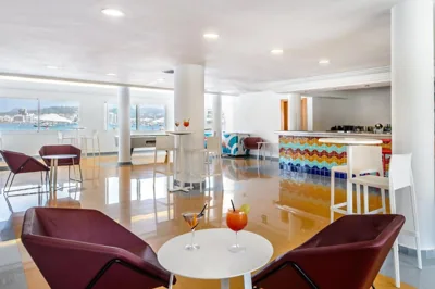 Hotel Vibra s'Estanyol — Foto 4