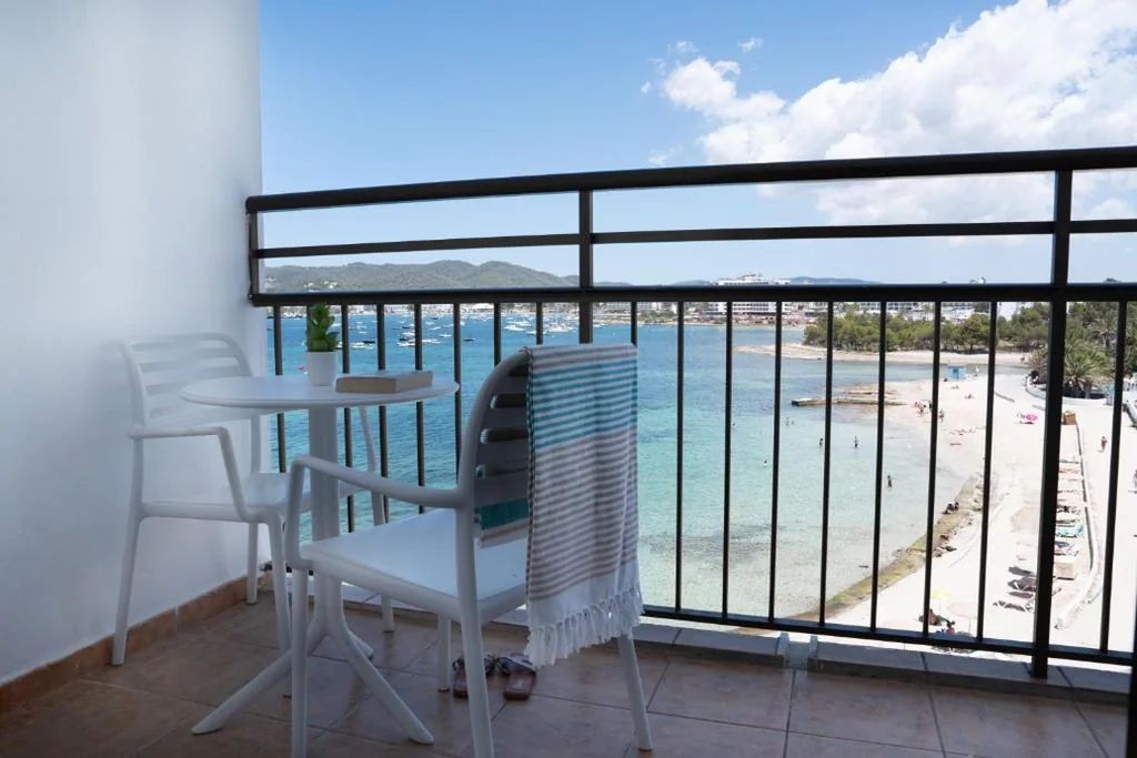 Habitación Doble con vistas al mar - 2 camas — Hotel Vibra San Remo