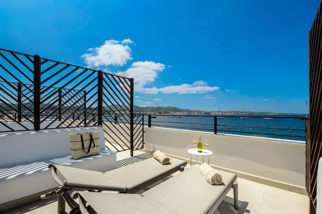 Doppelzimmer mit Meerblick und Terrasse – 2 Einzelbetten — Hotel Vibra Yamm Sunset - Adults only