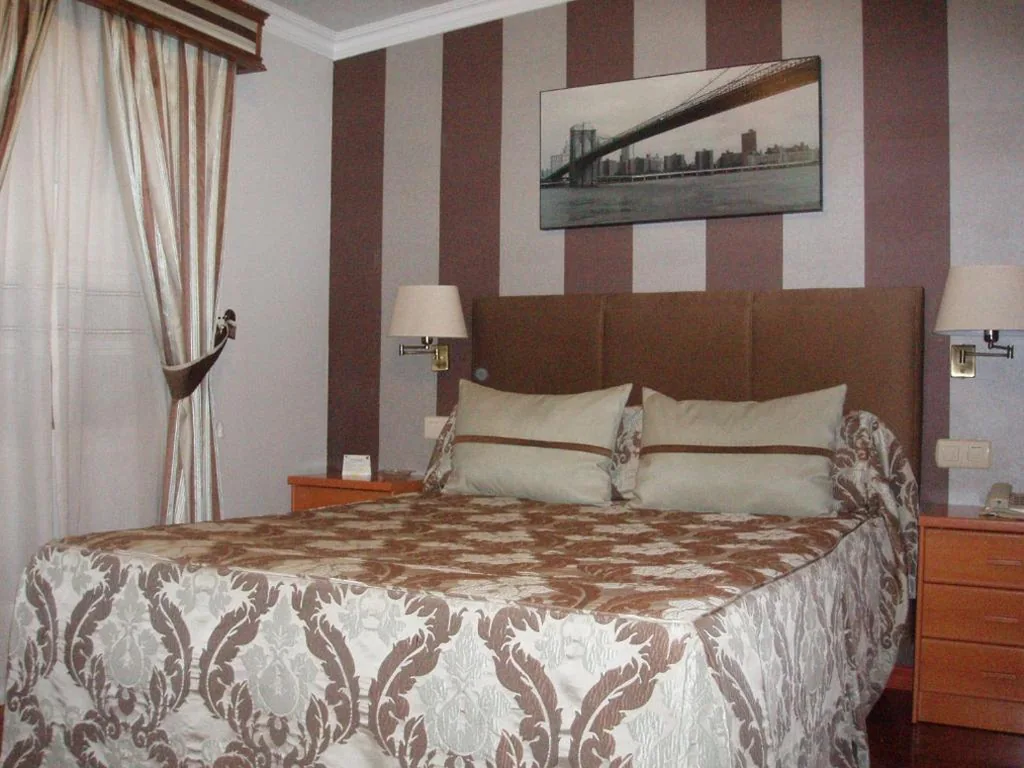 Doppelzimmer — Hotel Victoria