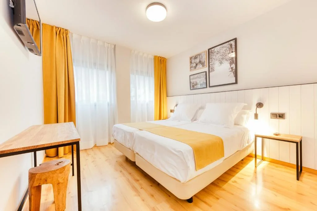 ダブルルーム — Hotel Viella