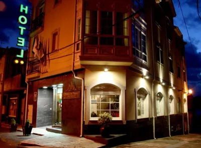 Hotel Viento del Norte — Foto 10
