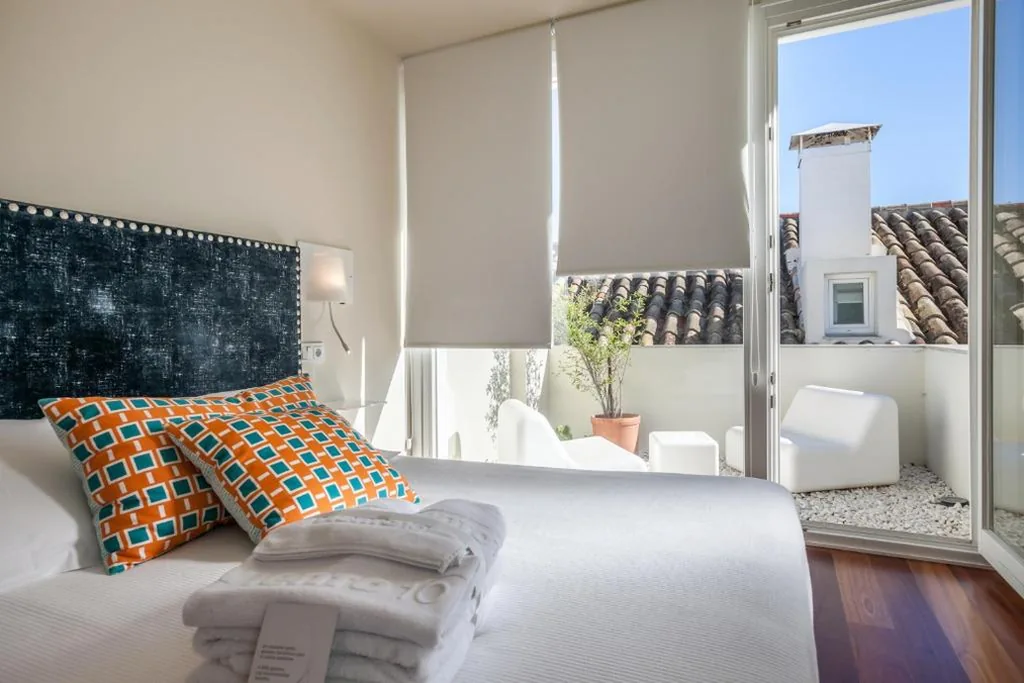 带露台双人间 — Hotel Viento10