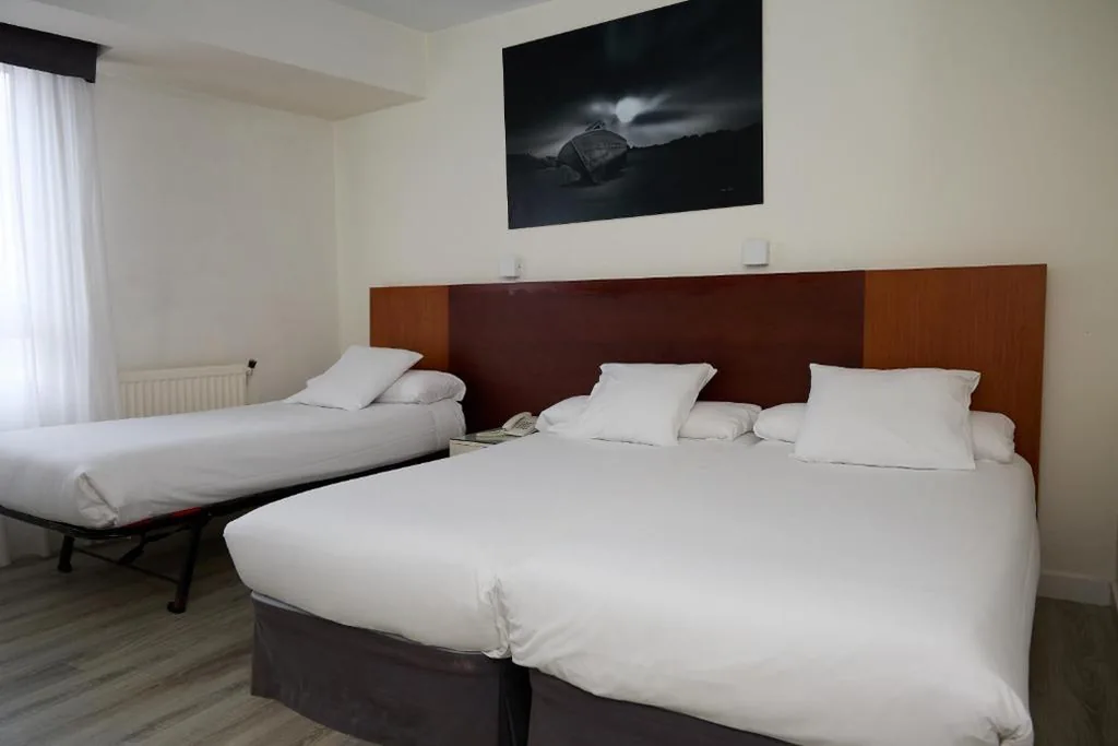 Camera familiare con vista sul mare — Hotel Vigo Plaza