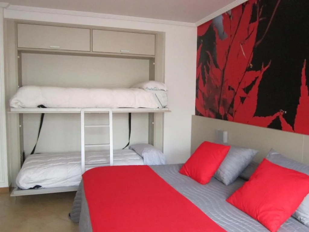 Quadruple Room — Hotel Vila da Guarda