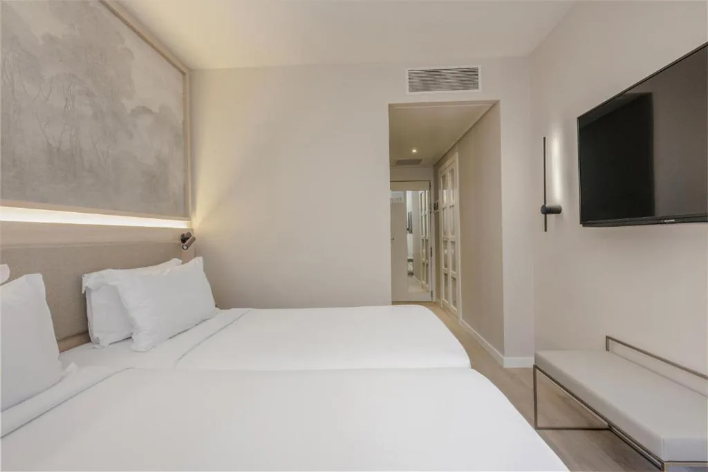 Comfort Tweepersoonskamer met 2 Bedden — Hotel Vilamarí