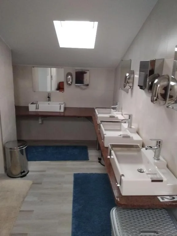 Cama Individual en habitación compartida masculina — Hotel Vilaseco