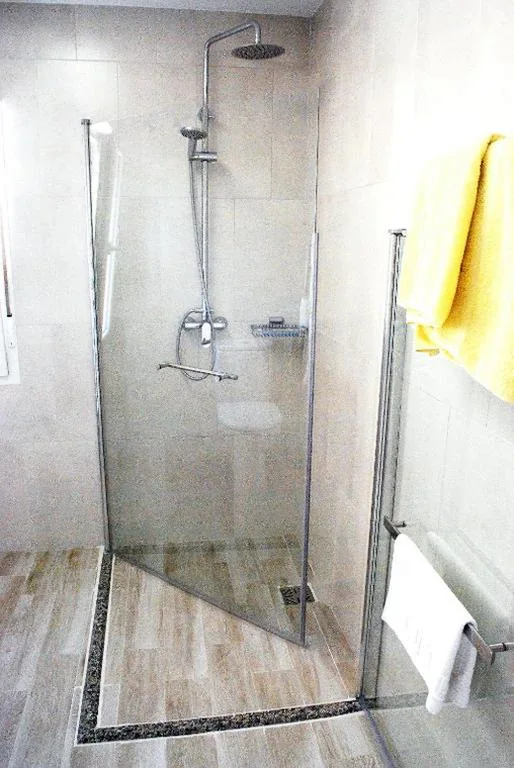 Habitación Doble adaptada para personas con movilidad reducida — Hotel Vilaseco