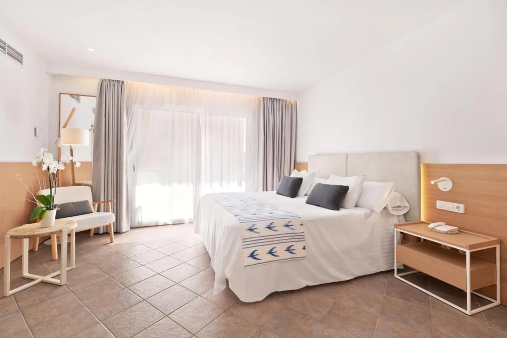 Doppelzimmer mit 2 Einzelbetten — Hotel Villa Chiquita - Adults Only - Over 12