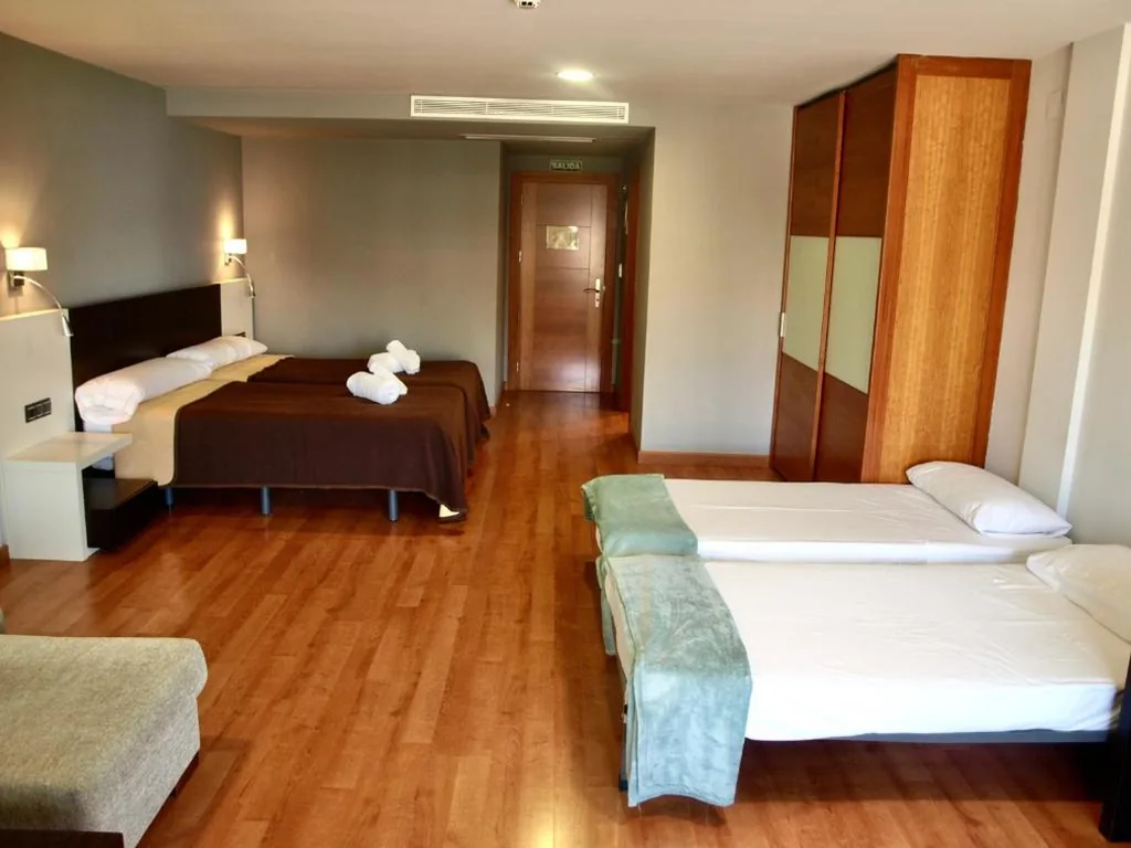 Vierbettzimmer — Hotel Villa de Andosilla