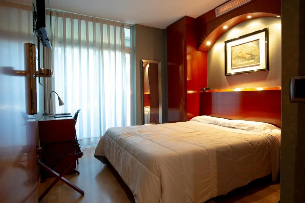 Habitación Doble - 1 o 2 camas — Hotel Villa de Barajas
