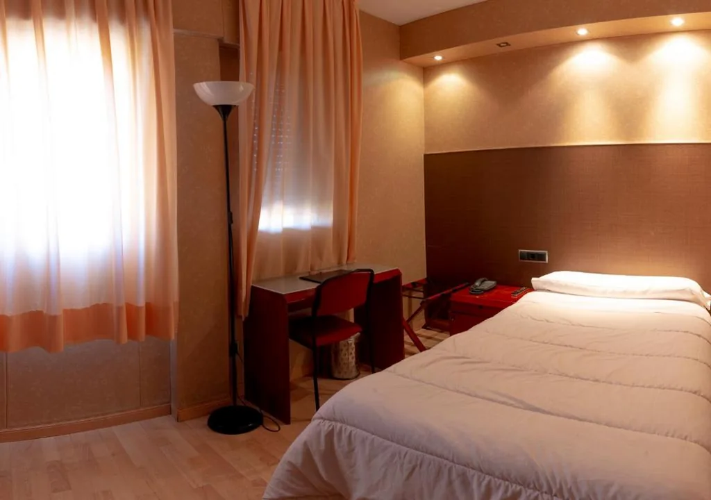 Habitación Individual — Hotel Villa de Barajas