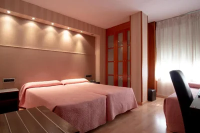 Hotel Villa de Barajas — foto 2