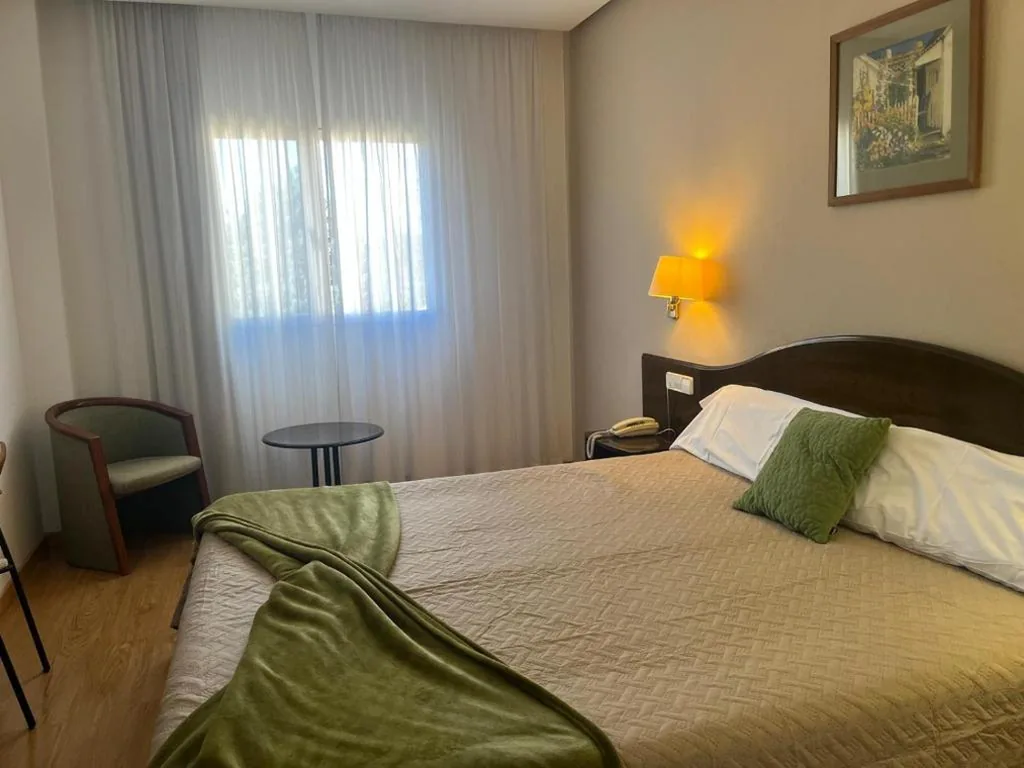 Habitación Doble — Hotel Villa de Biar