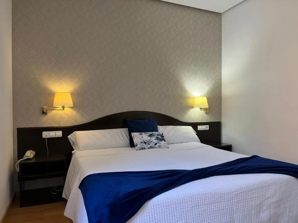 Habitación Familiar Deluxe — Hotel Villa de Biar