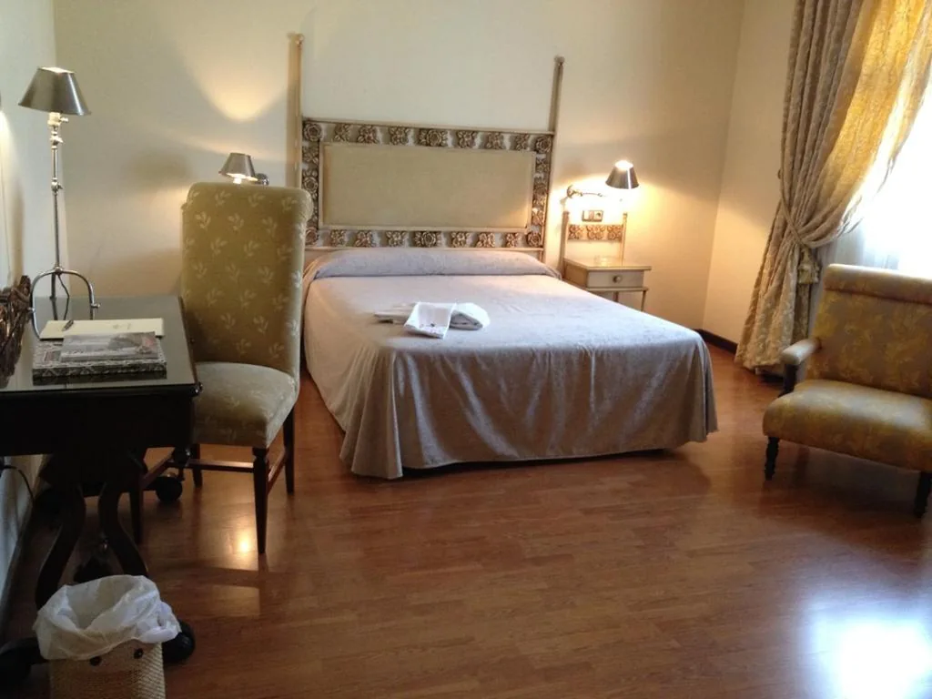 Camera superior - 1 letto grande — Hotel Villa De Ferias