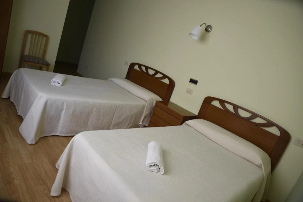 Camera Tripla Classica — Hotel Villa De Ribadeo