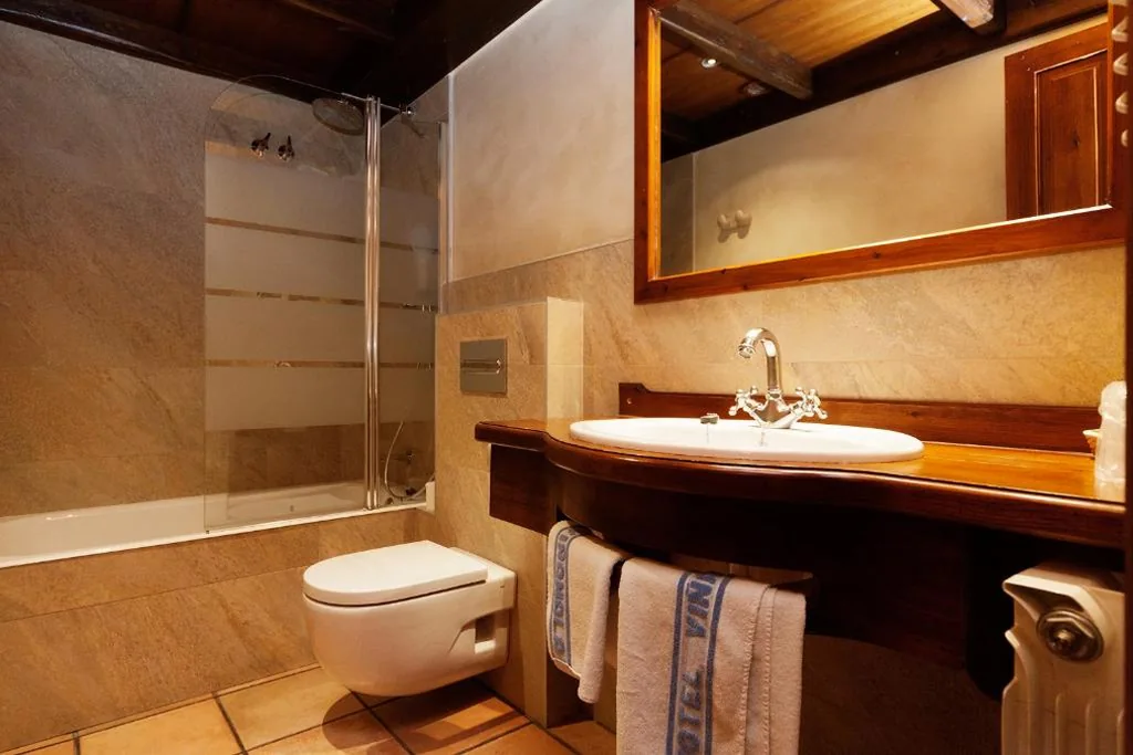 Quarto Duplo com 2 camas — Hotel Villa de Torla